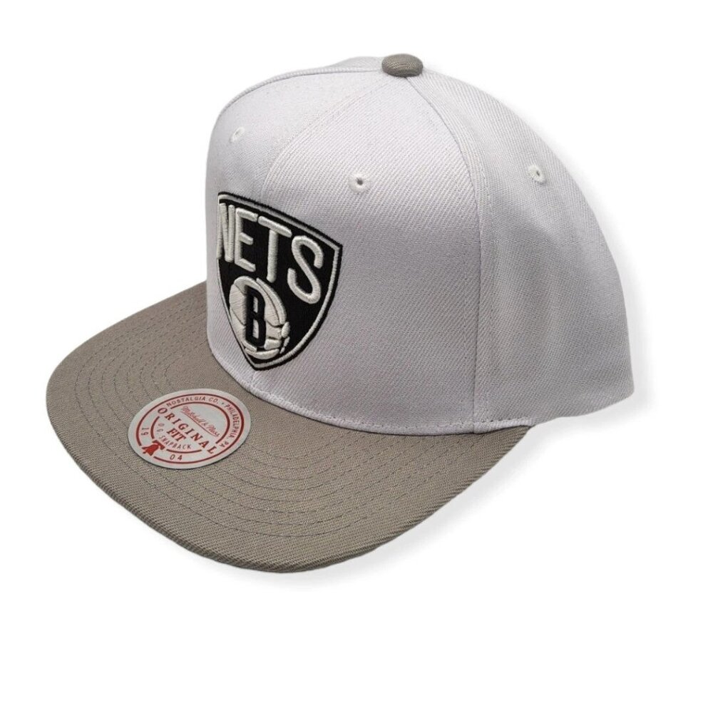 Mitchell‎ & Ness Brooklyn Nets Core Basic White/Grey Adjustable Snapback Hat Cap